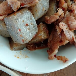 簡単(^^)豚肉とこんにゃくのコチュジャン炒め煮♪